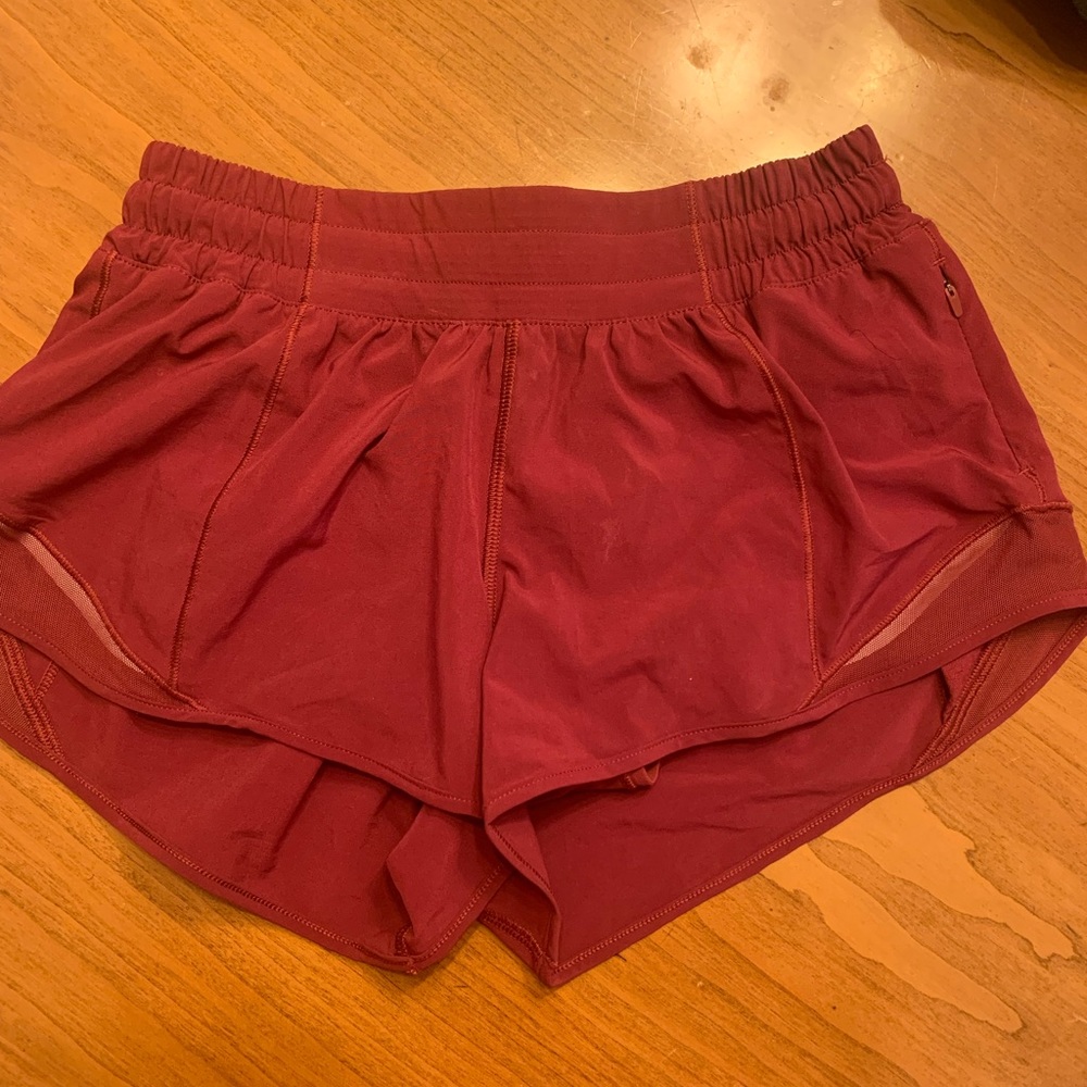 dark red lululemon shorts